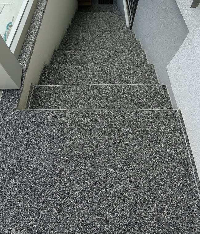 Balkone, Terrassen, Treppen, Garagen